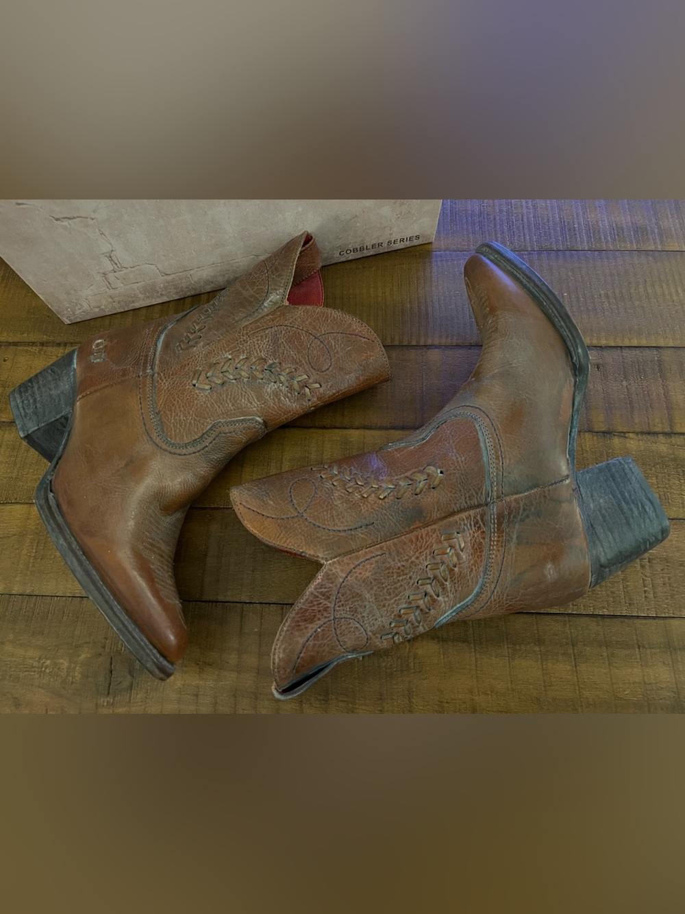 New in Box Bed Stu Boots size 6.5